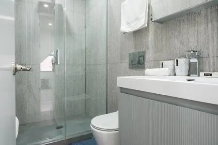 3Br 2Baths With Private Outdoors Apartment New York 0*,  United States