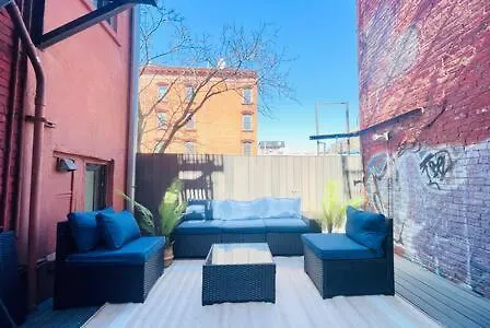 3Br 2Baths With Private Outdoors Apartment New York